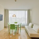 Doubletree By Hilton - Plaza