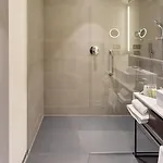 Doubletree By Hilton - Plaza Hotel