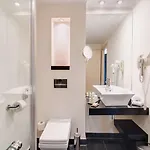Doubletree By Hilton - Plaza 5*