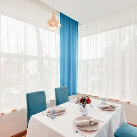 Szálloda Doubletree By Hilton - Plaza 5*
