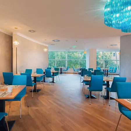 Doubletree By Hilton - Plaza 5*