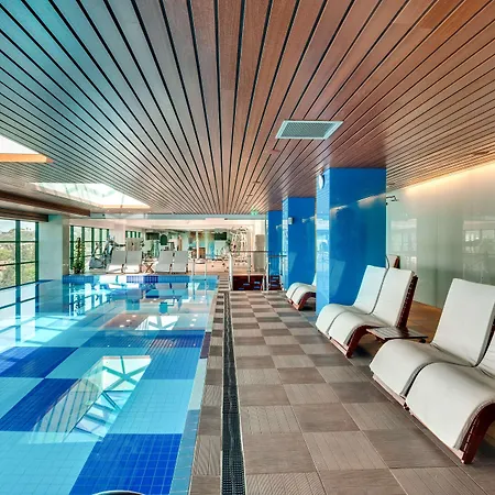 Doubletree By Hilton - Plaza