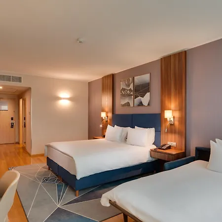 Doubletree By Hilton - Plaza Hotel 5*