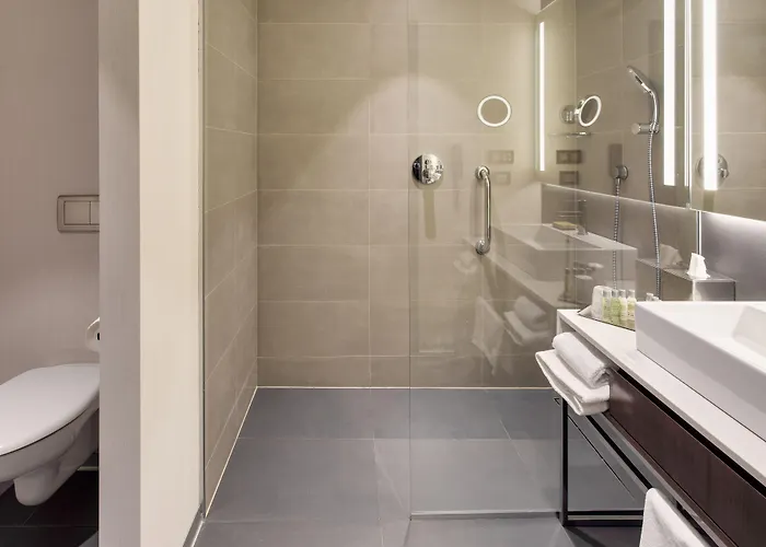 Doubletree By Hilton - Plaza Hotel