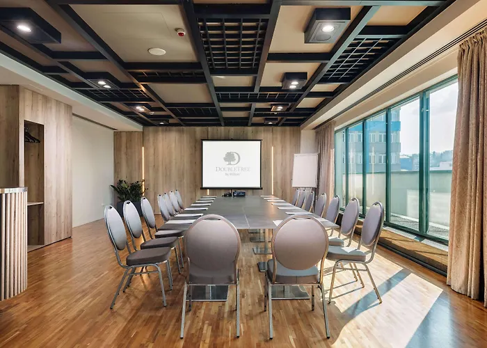 Doubletree By Hilton - Plaza