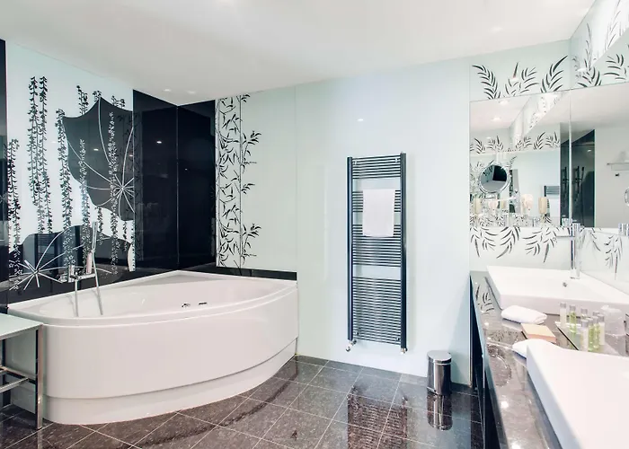 Hotel Doubletree By Hilton - Plaza